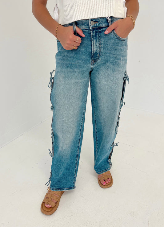 Mid Rise Dad Jeans | Medium