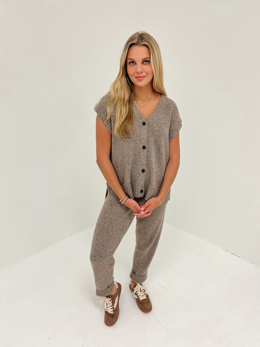 Cozy Up Knit Sweater Vest | Dark Taupe