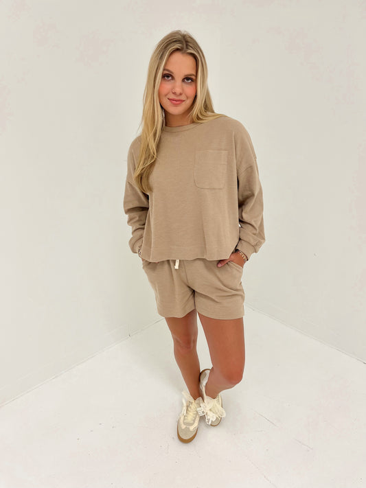 Weekend Runaround Knit Top | Mocha