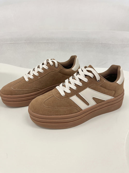 Topping Sneakers | Tan/Beige