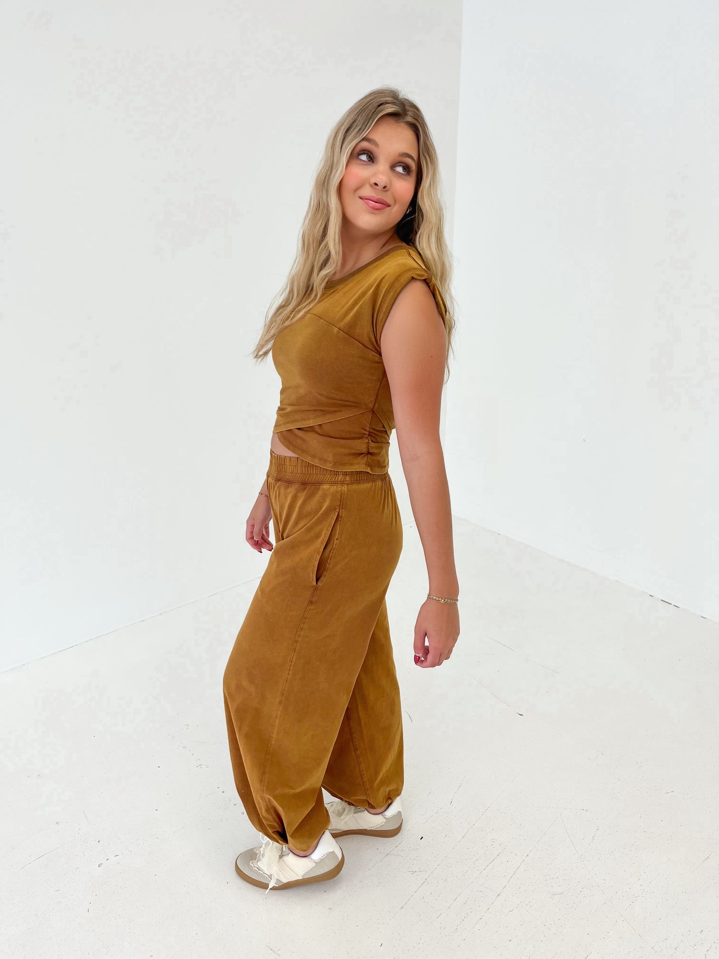 Golden Hour Top | Walnut