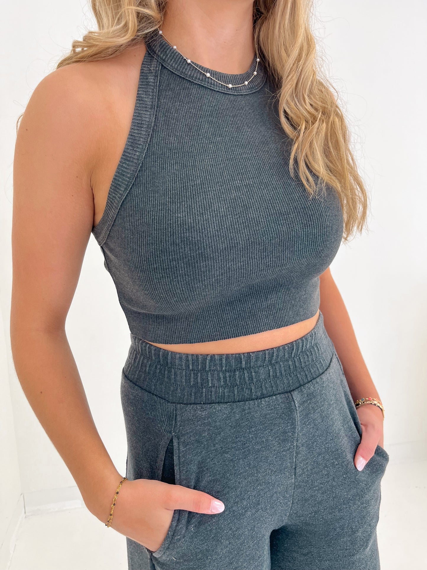 On The Go Top | Charcoal
