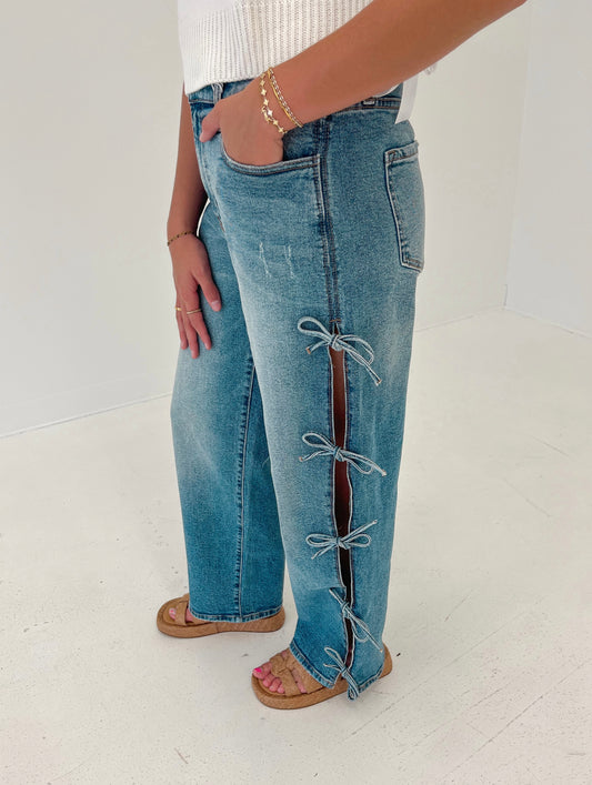 Mid Rise Dad Jeans | Medium