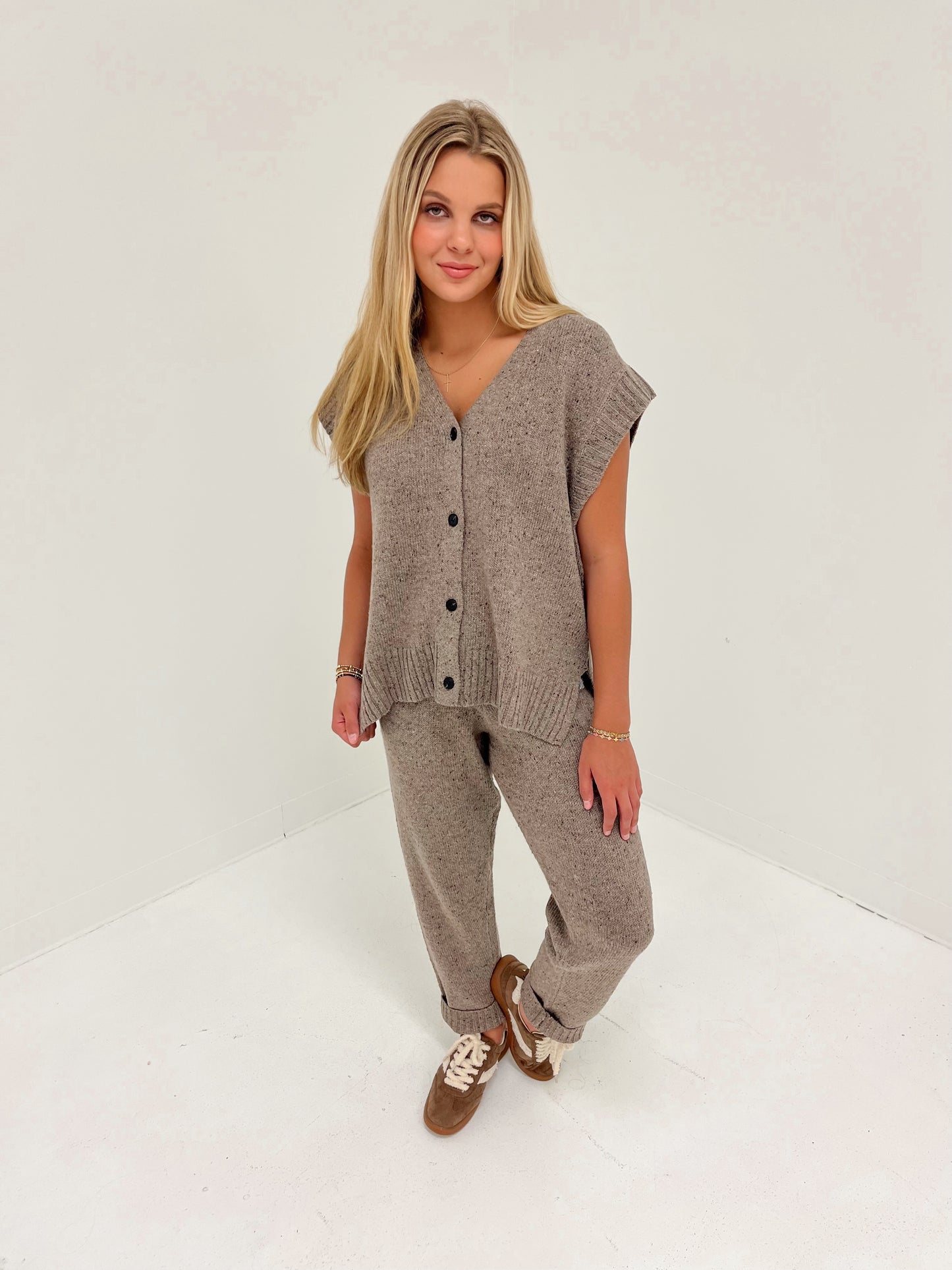 Cozy Up Knit Sweater Vest | Dark Taupe