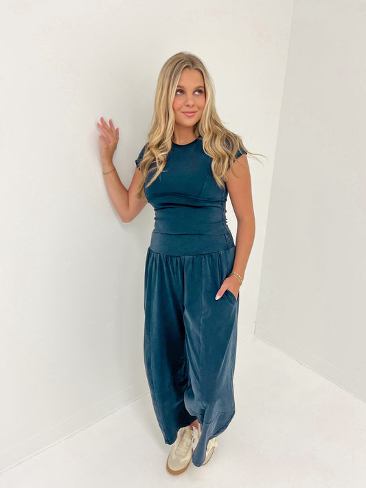 Dreamy Daze Solid Top | Black