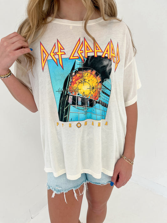 Def Leppard Boyfriend Tee | White