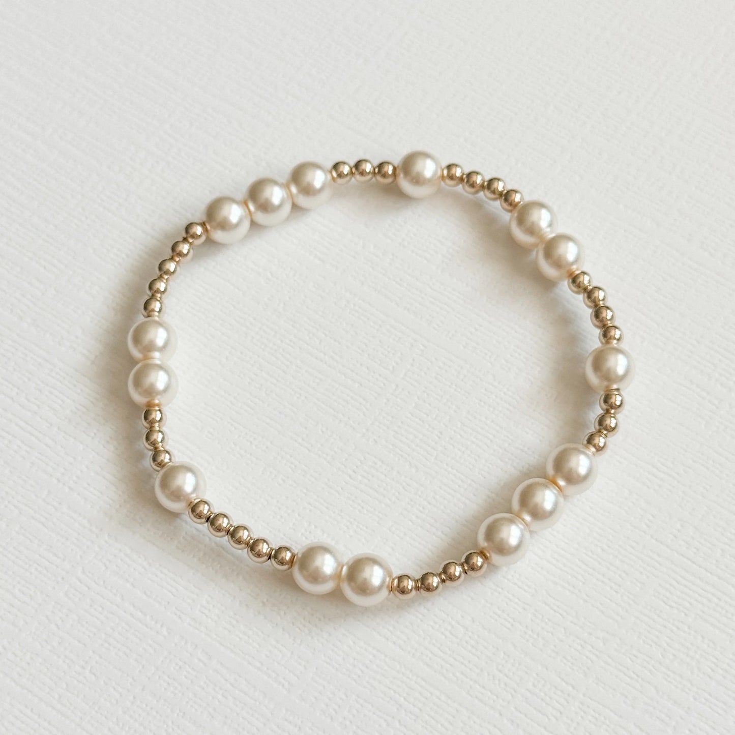 Chelsea Pearl & Gold Bracelet | Gardenia Co.