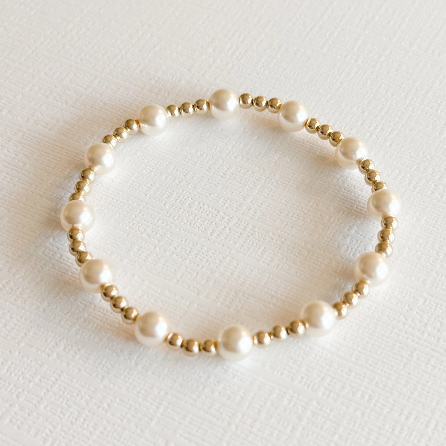Ella Pearl & Gold Bracelet | Gardenia Co.