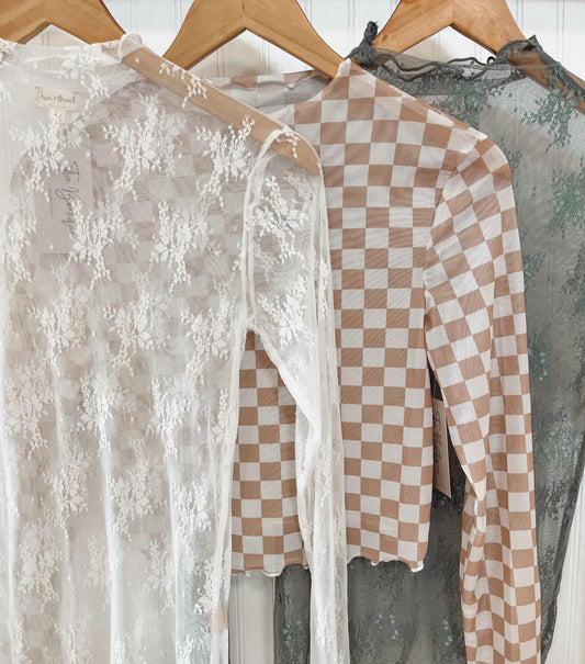 Last Call Checkered Mesh Top | Taupe