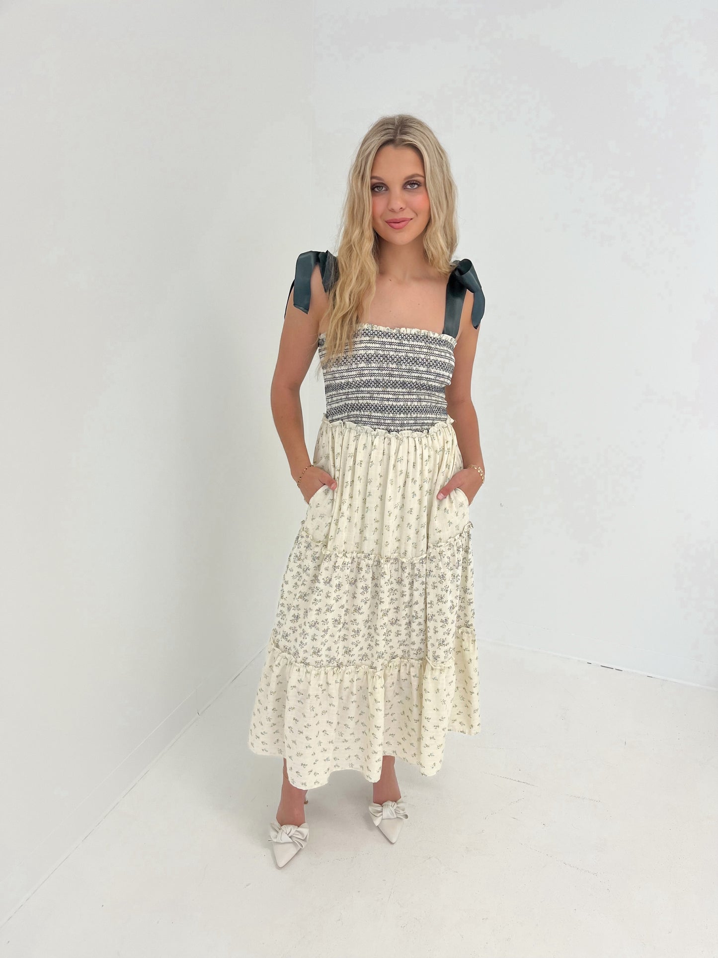 Southern Bloom Midi Dress | Navy Combo