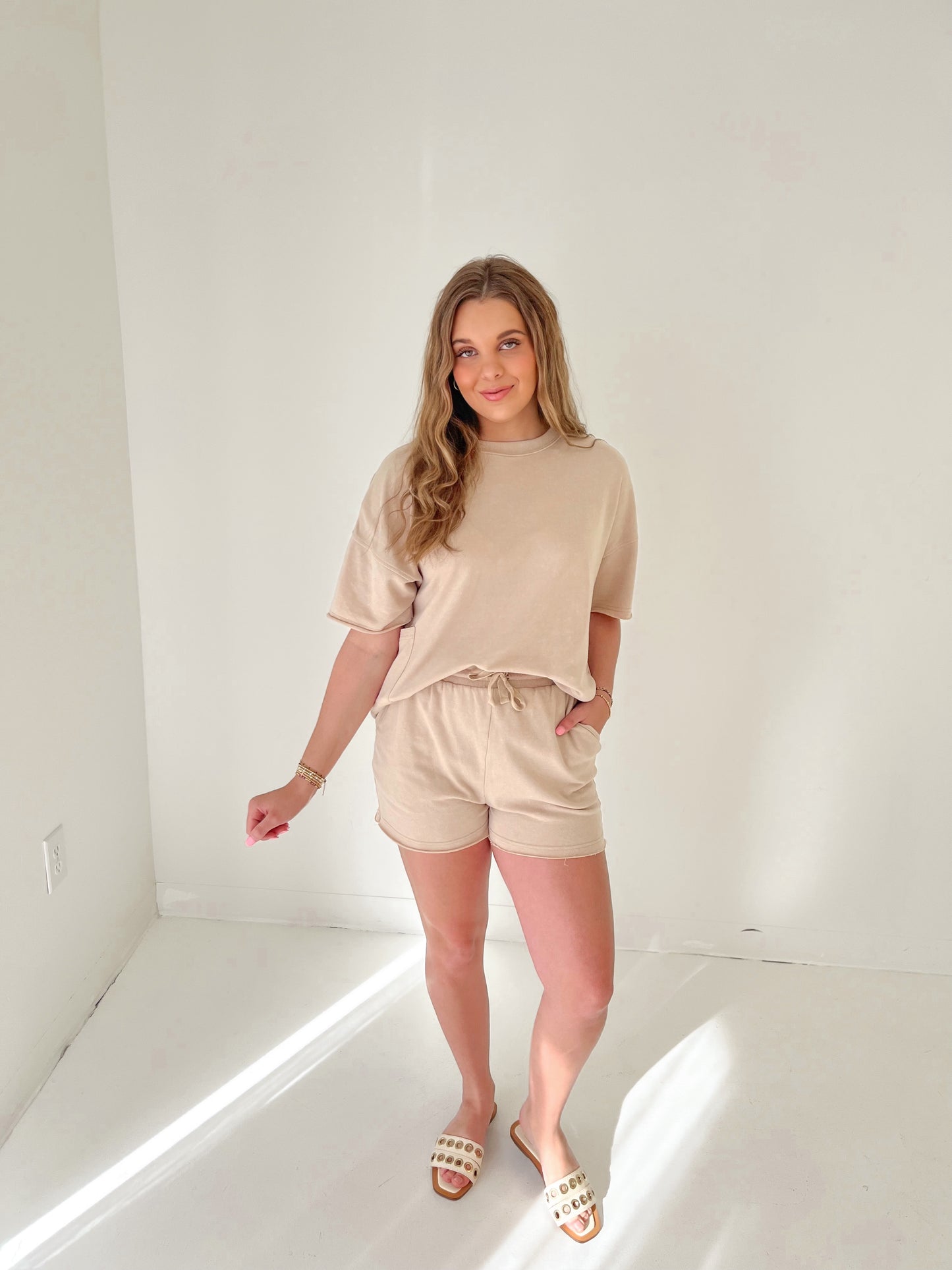 Bare Essential Shorts | Beige