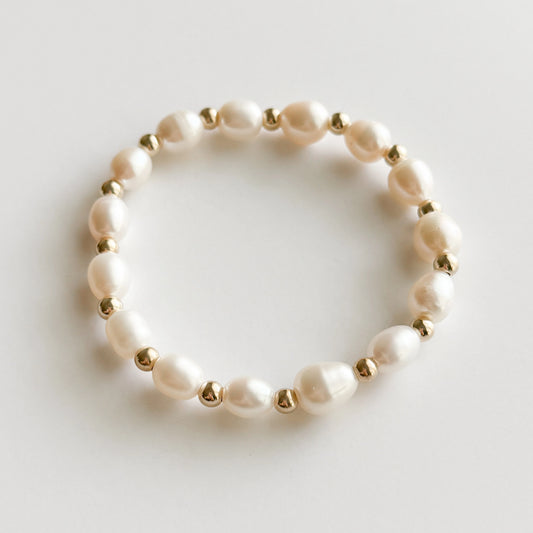 Becca Pearl Gold Bracelet | Gardenia Co.